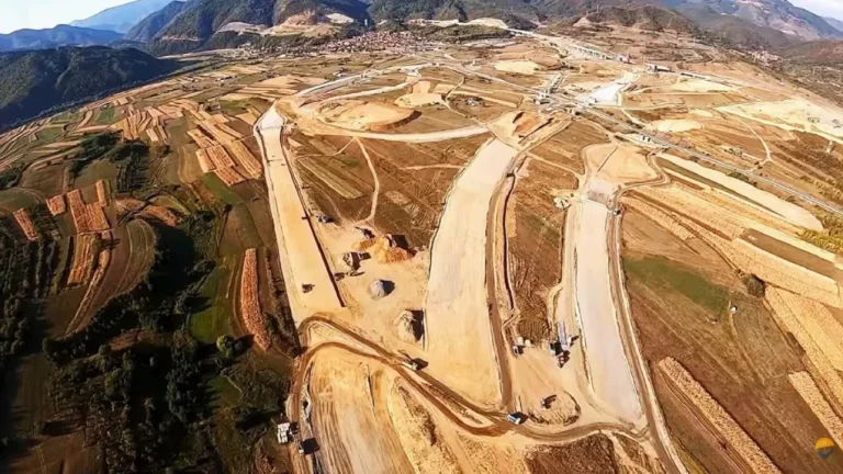 Autostrada A13 Sibiu–Făgăraș, filmată din avion