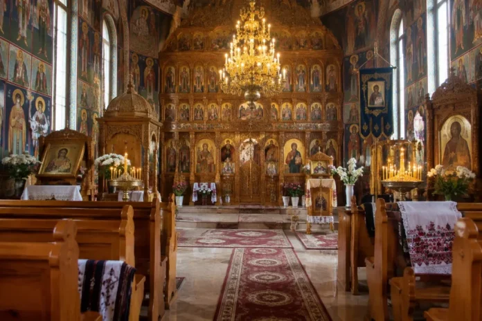 Cajvana: elevii Liceului „Ștefan cel Mare” au participat la „Liturghia Copiilor”