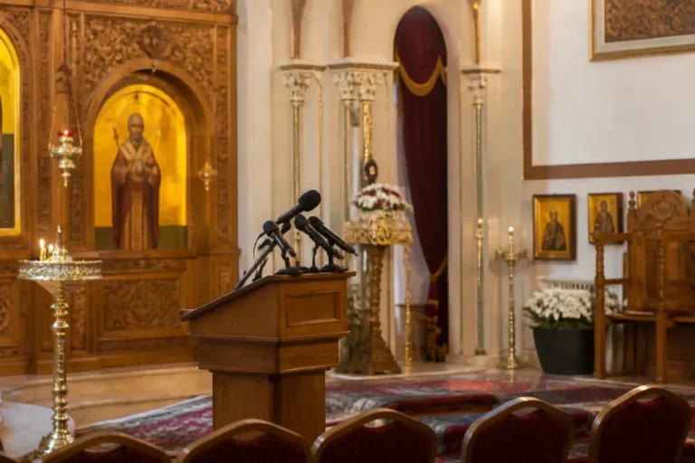 Patriarhul Daniel explică rolul orei de Religie la începutul anului școlar 2026-2027