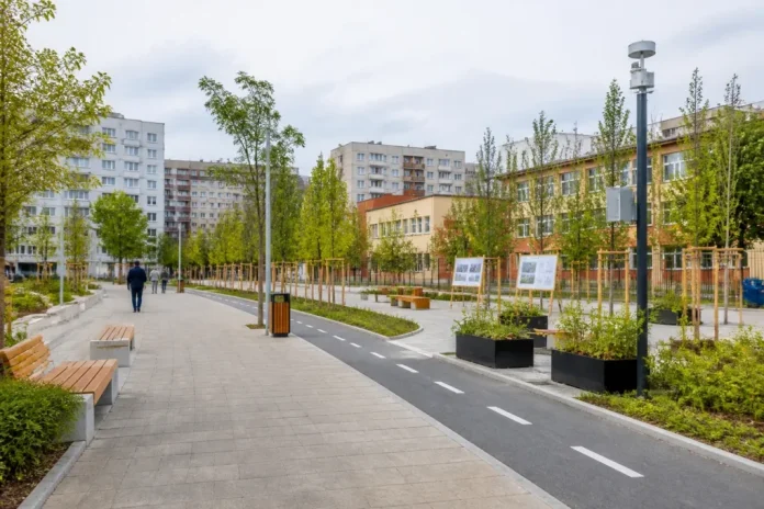Storia lansează un program de 150.000 de euro pentru cartierele din București